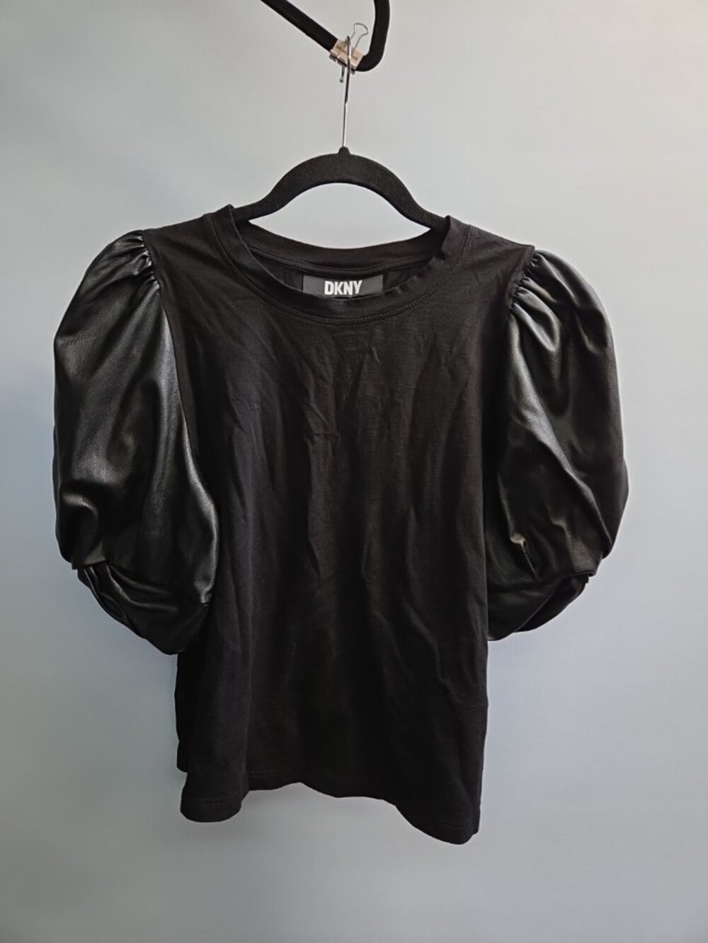 DKNY Women’s Shirt Black Size Small Faux Leather Puff Sleeve Avant Garde NWOT